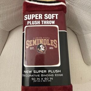 Florida State Seminoles Super Soft Plush Throw Blanket, 50 x 60 inch Garnet